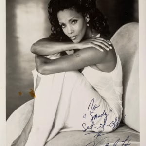 Vivica A. Fox Autograph