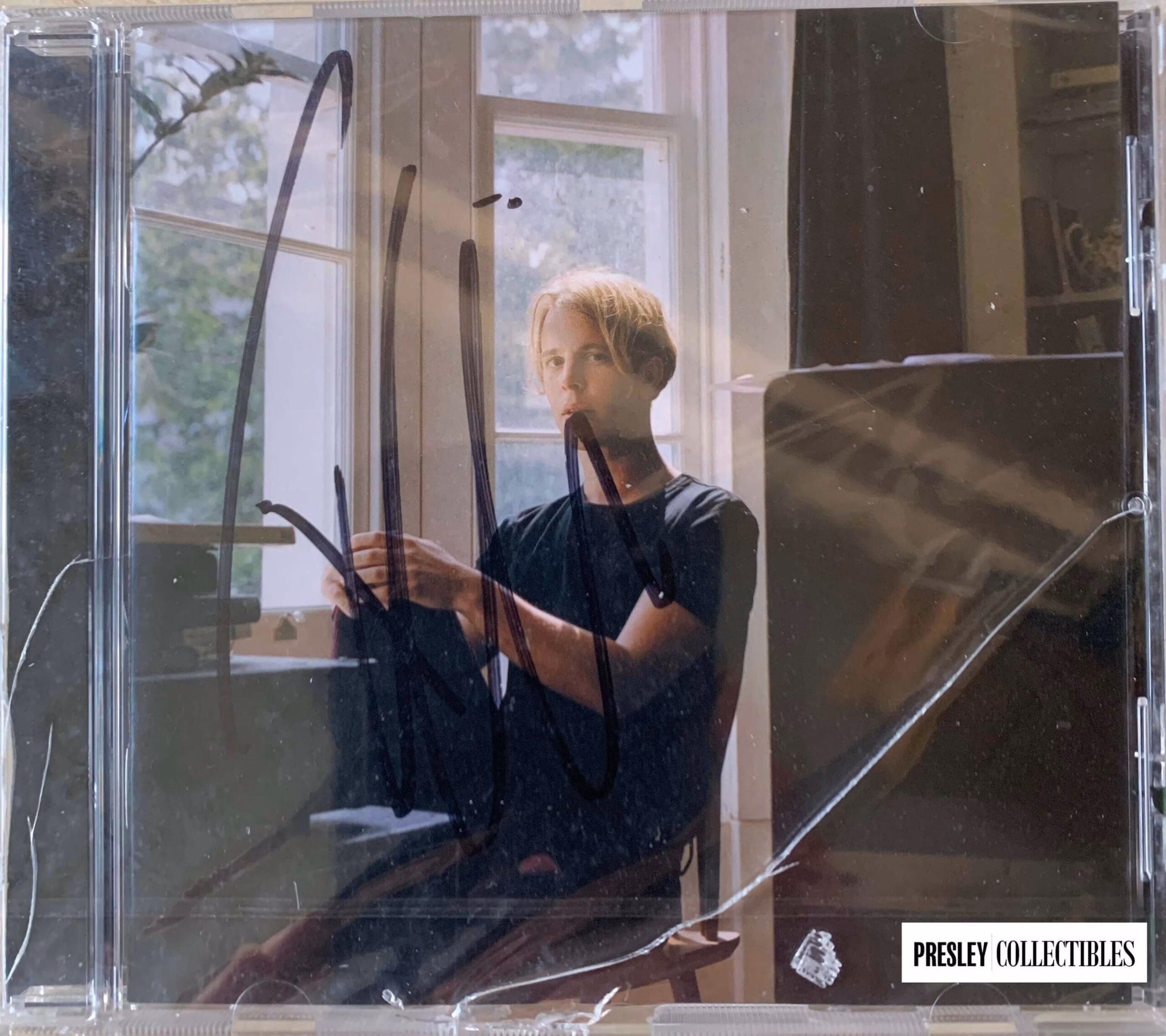 Tom Odell Autograph