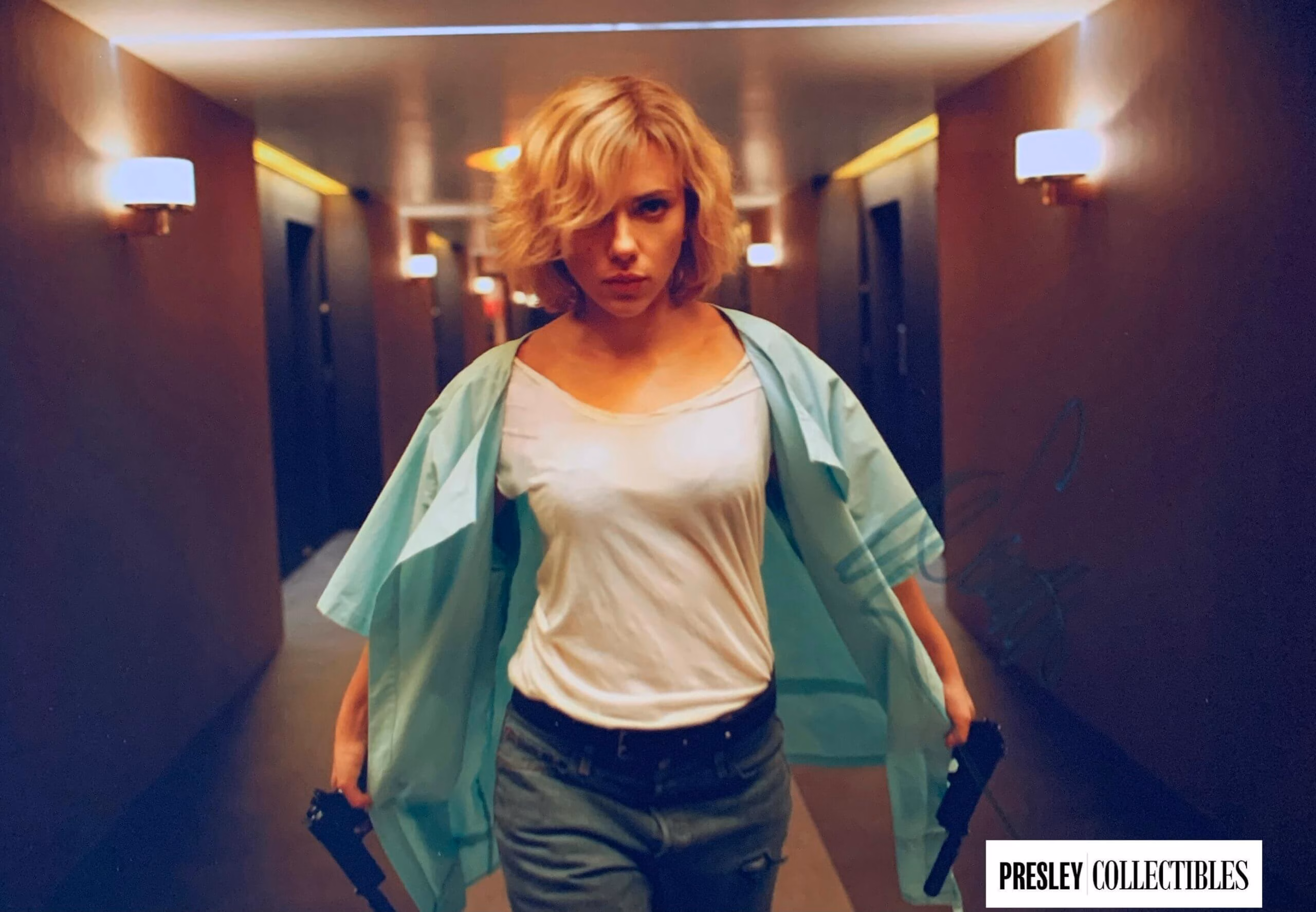 Scarlett Johansson Autograph