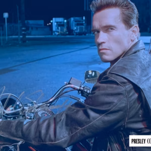Arnold Schwarzenegger Terminator Signed Photo