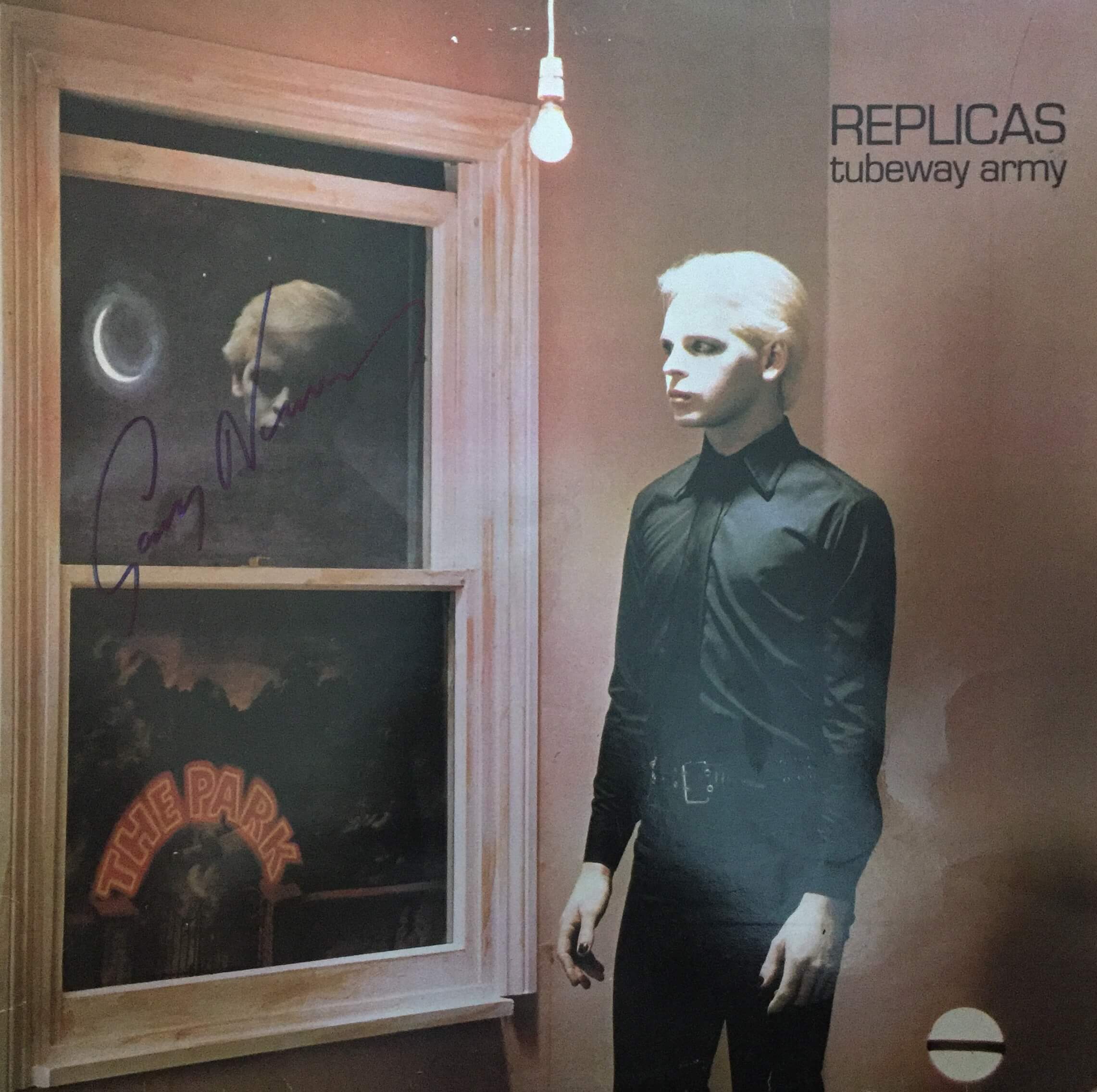 1x Gary Numan Hand Signed Tubeway Army Replicas LP An Authentic 1x-gary-numan-hand-signed-tubeway-army-replicas-lp-an-authentic