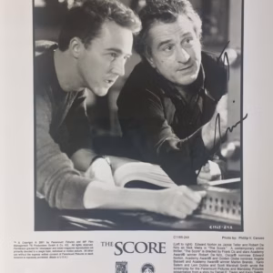 Robert De Niro Hand Signed 10x8 Photo