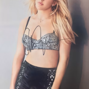 Ellie Goulding Hand Signed 8x10 Photo