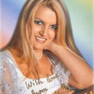 Daniela Urich Autograph