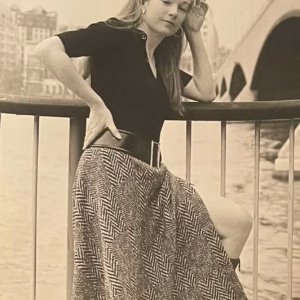 Shirley MacLaine Photos