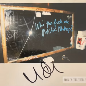 Matt Helders Autograph
