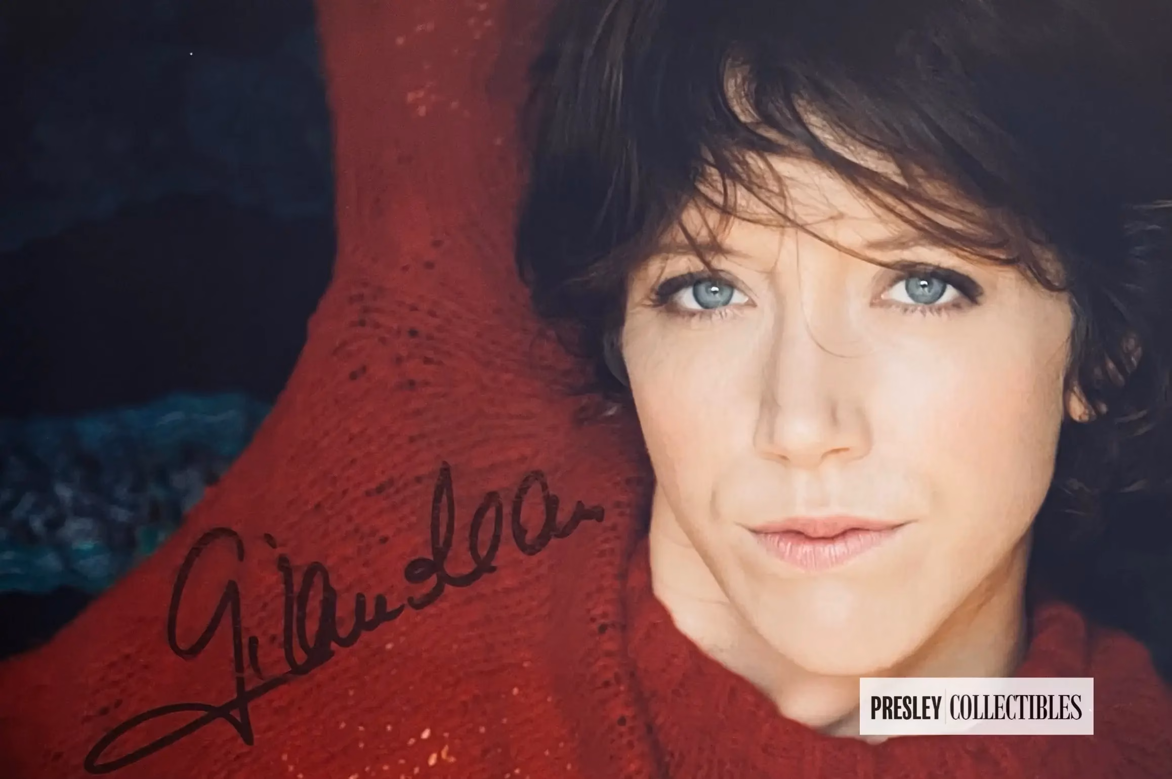 Sara Giraudeau Autograph