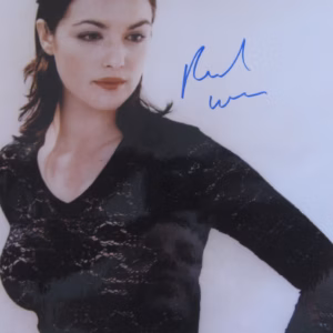 Rachel Weisz: Hand Signed 10x8 Colour Promo Photo