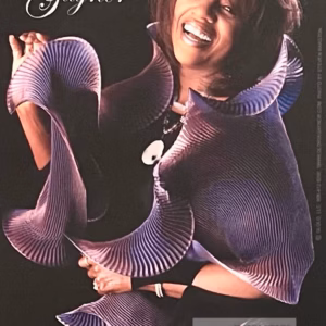 Gloria Gaynor Autograph