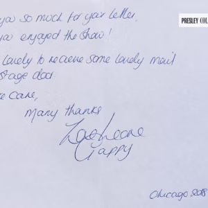 Zoe Leone Gappy Autograph