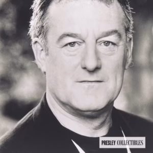 Bernard Hill Autograph