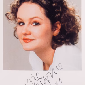 Chloe Newsome Autograph