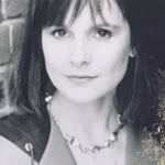 Gabrielle Cowburn Autograph