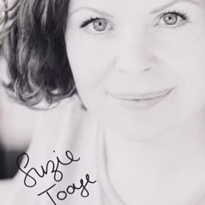 Suzie Toase Autograph