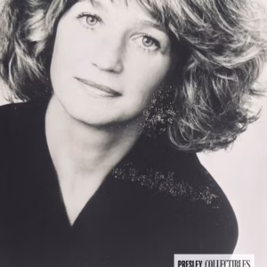 Cindy O'Callaghan Autograph
