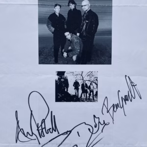 Wishbone Ash Autograph