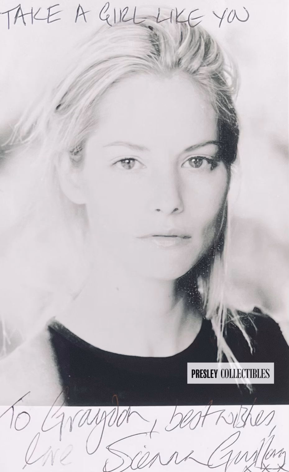 Sienna Guillory Autograph