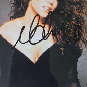 Mariah Carey Autograph