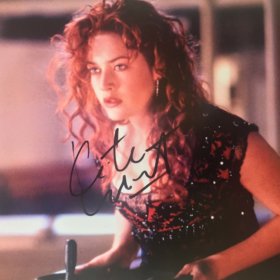 Kate Winslet Hand Signed 8x10 Photo