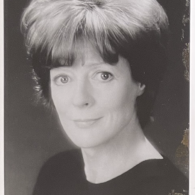 Maggie Smith Signed Photo